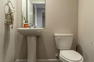 735 Walnut Creek Cir, Pendergrass, GA 30567 - Photo 9