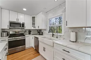 3880 W Cooper Lake Dr SE, Smyrna, GA 30082 - Photo 11