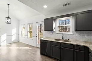 184 Ivy Trace Blvd, Newnan, GA 30265 - Photo 13