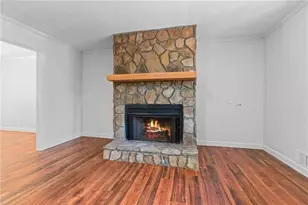 255 White Pines Dr, Alpharetta, GA 30004 - Photo 9