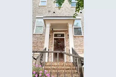 328 Brownstones Circle #328, Atlanta, GA 30312 - Photo 1