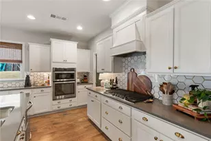 1010 Blue Indigo Dr, Roswell, GA 30076 - Photo 17