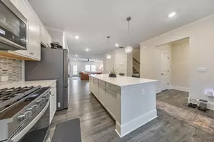 337 Vista Ln, Woodstock, GA 30189 - Photo 5