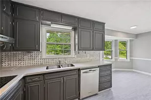 2676 Abington Dr, Snellville, GA 30078 - Photo 7