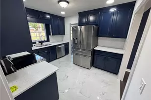 1390 White Oak St SE, Conyers, GA 30013 - Photo 9