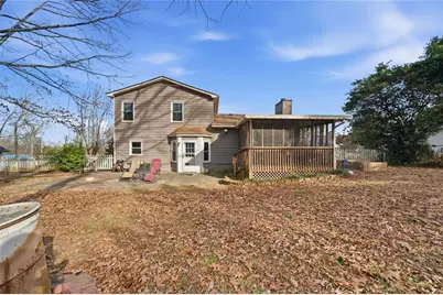 993 Medina Drive SW, Lilburn, GA 30047 - Photo 35