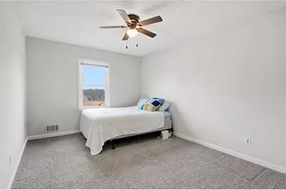 993 Medina Drive SW, Lilburn, GA 30047 - Photo 31