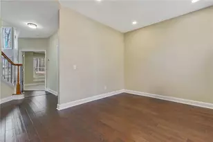 2058 Woodside Park Dr, Woodstock, GA 30188 - Photo 3