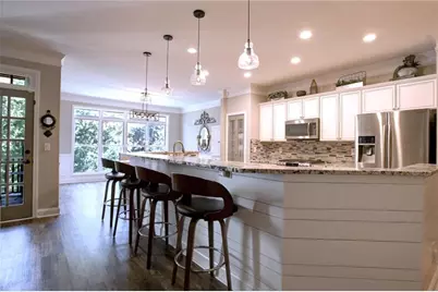 2110 Constitution Court, Roswell, GA 30075 - Photo 7