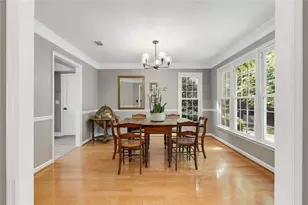 1023 Shady Valley Pl NE, Atlanta, GA 30324 - Photo 9