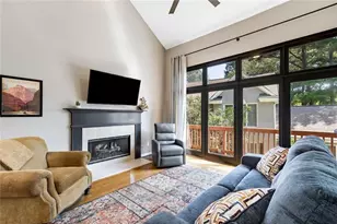 1023 Shady Valley Pl NE, Atlanta, GA 30324 - Photo 21