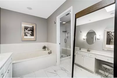 1023 Shady Valley Place NE, Atlanta, GA 30324 - Photo 31