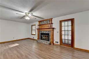 214 Valley Brook Dr, Woodstock, GA 30188 - Photo 17