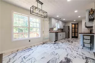 401 Crested View Dr, Loganville, GA 30052 - Photo 13