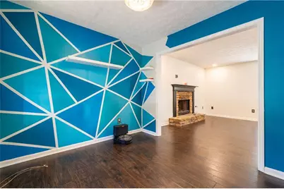 401 Crested View Drive, Loganville, GA 30052 - Photo 11