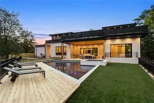 6531 Long Acres Dr, Sandy Springs, GA 30328 - Photo 3