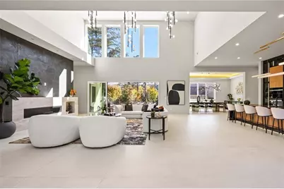 6531 Long Acres Drive, Sandy Springs, GA 30328 - Photo 19