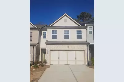 5621 Overview Drive, Flowery Branch, GA 30542 - Photo 1