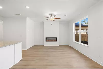 5621 Overview Drive, Flowery Branch, GA 30542 - Photo 9