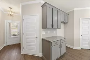 5627 Chickory Dr, Flowery Branch, GA 30542 - Photo 3