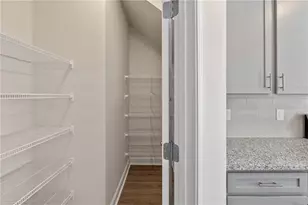 5627 Chickory Dr, Flowery Branch, GA 30542 - Photo 9