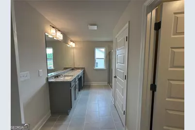 5611 Chickory Drive, Flowery Branch, GA 30542 - Photo 9