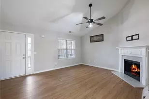 8755 Covestone Dr, Gainesville, GA 30506 - Photo 5