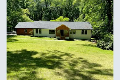 2800 Duke Of Gloucester Street, Atlanta, GA 30344 - Photo 1