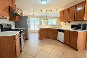 975 Brushy Creek Ct, Suwanee, GA 30024 - Photo 7