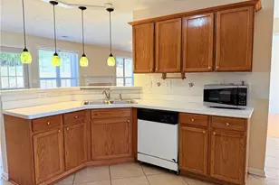 975 Brushy Creek Ct, Suwanee, GA 30024 - Photo 7