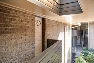 346 Carpenter Dr, Atlanta, GA 30328 - Photo 25