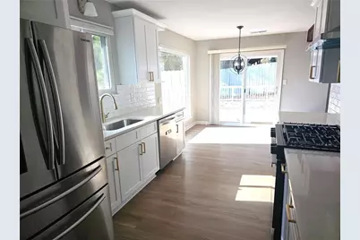 10085 Old Woodland Entry, Johns Creek, GA 30022 - Photo 11