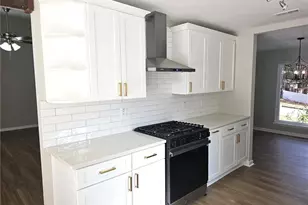 10085 Old Woodland Entry, Johns Creek, GA 30022 - Photo 15