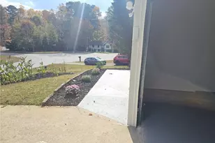 10085 Old Woodland Entry, Johns Creek, GA 30022 - Photo 5