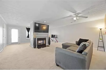 6690 Villa Court, Lithonia, GA 30038 - Photo 9