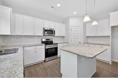 303 Roxeywood Way, Winder, GA 30680 - Photo 11