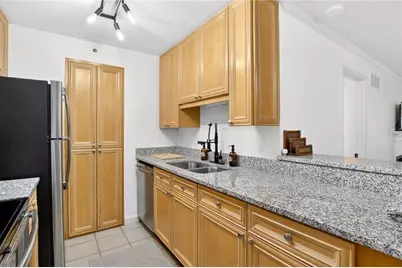 3203 Lenox Road NE #32, Atlanta, GA 30324 - Photo 19