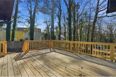 6381 Phillips Creek Drive, Lithonia, GA 30058 - Photo 21