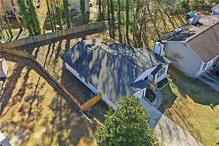 6381 Phillips Creek Dr, Lithonia, GA 30058 - Photo 3