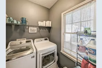 655 Scenic View, Stone Mountain, GA 30087 - Photo 21