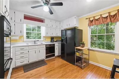 3399 Clair Circle, Marietta, GA 30066 - Photo 11