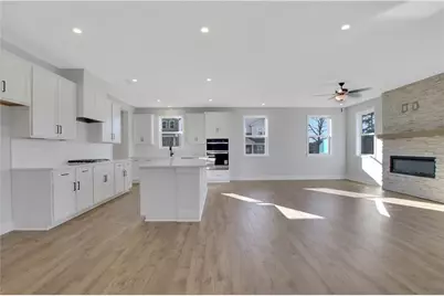 742 Crossroad Court SW, Powder Springs, GA 30127 - Photo 7