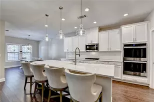 6310 Arlington Cir, Cumming, GA 30041 - Photo 9