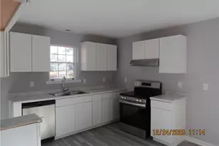 1635 Pinedale Circle, Conyers, GA 30012 - Photo 13