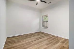 218 Third Ave, Avondale Estates, GA 30002 - Photo 17