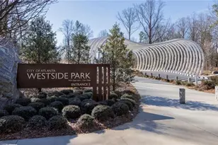 559 Woodlawn Ave, Atlanta, GA 30318 - Photo 9