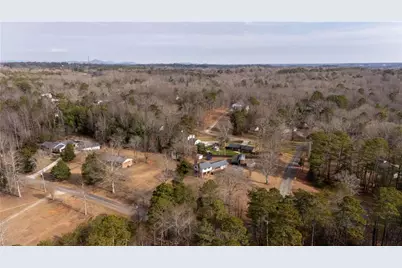 3318 Springdale Forrest Circle, Gainesville, GA 30506 - Photo 5