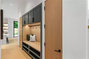 16 Bonnie, Sandy Springs, GA 30328 - Photo 35