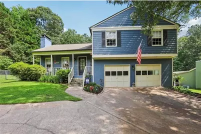 9725 Kings Road, Gainesville, GA 30506 - Photo 1