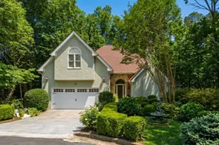 37 Plantation Dr NE, Atlanta, GA 30324 - Photo 3
